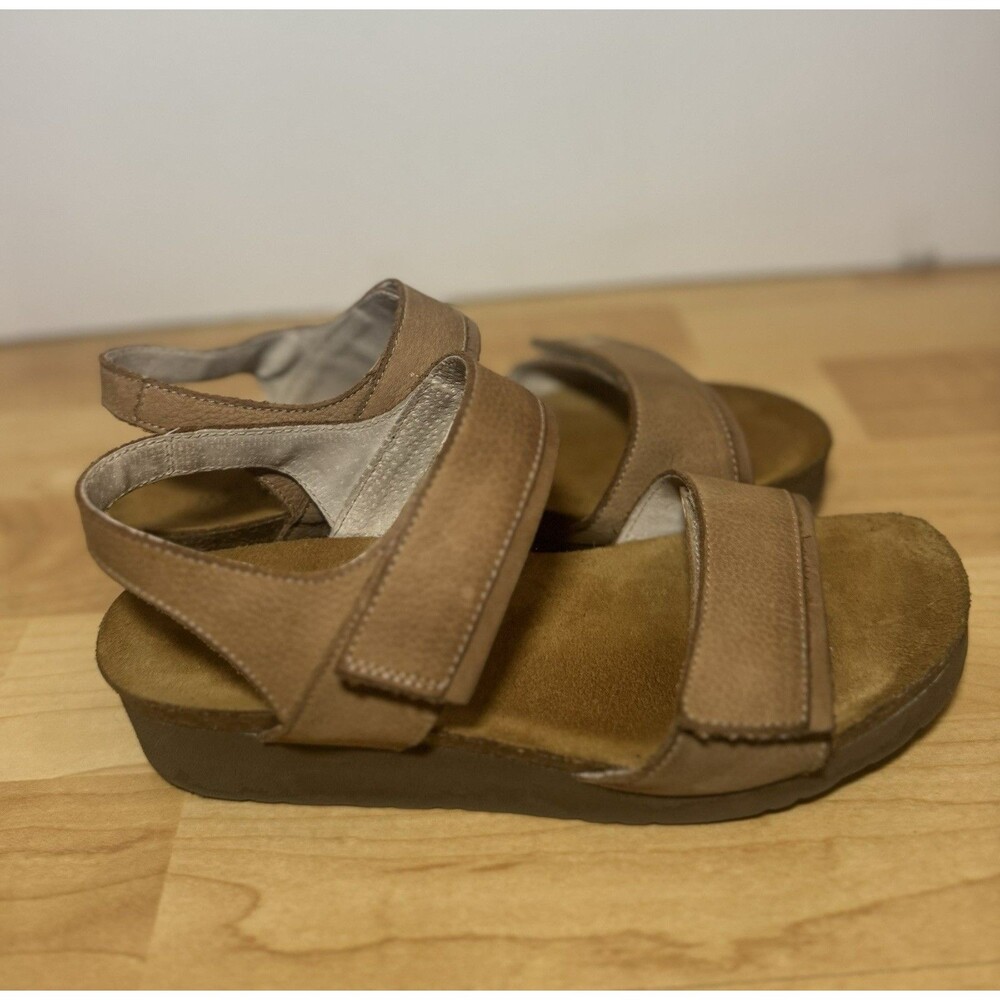 Naot Aisha Arch Pro Sandals Size EU 37 US 6.5 Hook And Loop Camel